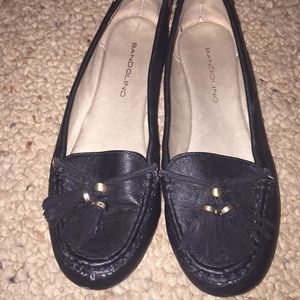 Black Bandolino loafers